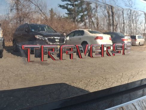 Certified 2023 Chevrolet Traverse Premier w/ Redline Edition AWD/4WD image 31