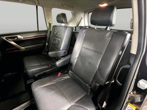 Used 2019 Lexus GX 460 Premium AWD/4WD image 18