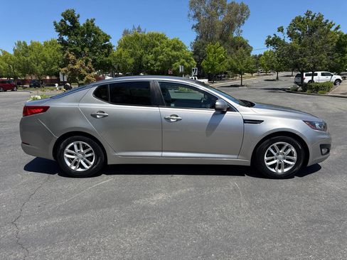 Used 2013 Kia Optima LX w/ Convenience Plus Pkg FWD image 4