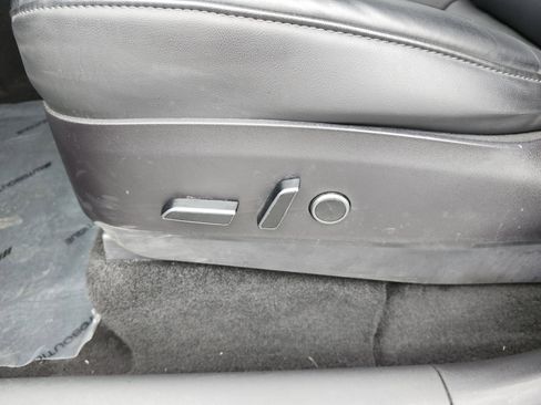 Used 2023 Tesla Model Y Long Range image 27