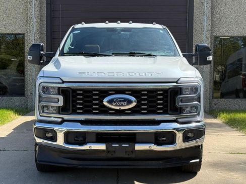 Used 2024 Ford F350 Lariat w/ Lariat Ultimate Package AWD/4WD image 2