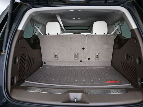 Used 2021 GMC Yukon XL Denali w/ Denali Premium Package image 41