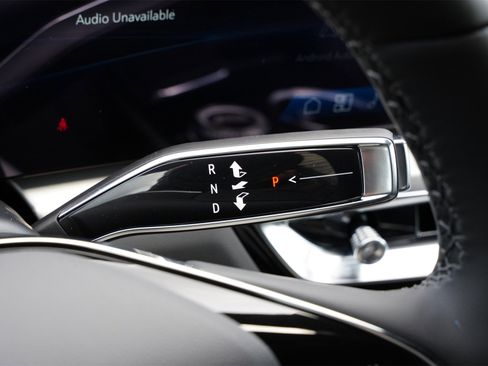 New 2025 Cadillac Lyriq Luxury image 14