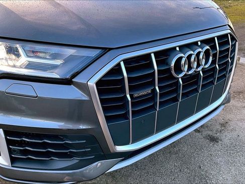 Used 2021 Audi Q7 3.0T Premium Plus w/ Premium Plus Package image 33