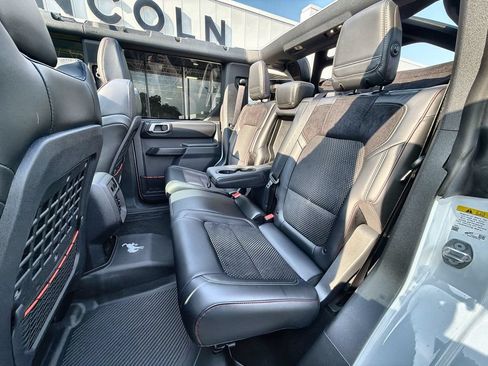 Used 2026 Ford Bronco Raptor AWD/4WD image 27