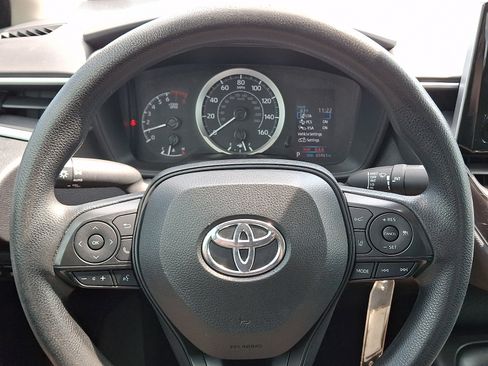 Used 2021 Toyota Corolla LE FWD image 17