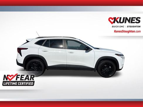 Used 2024 Chevrolet Trax ACTIV w/ Driver Confidence Package image 13