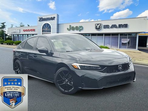 Used 2025 Honda Civic Sport image 1