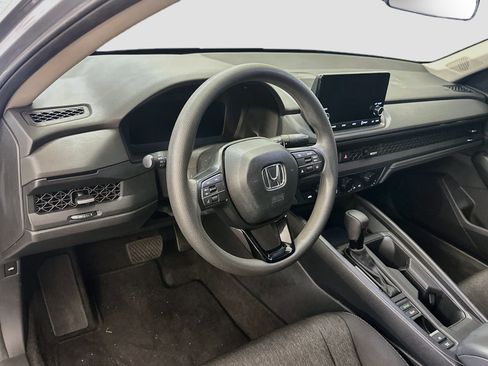 Used 2024 Honda Accord EX image 18