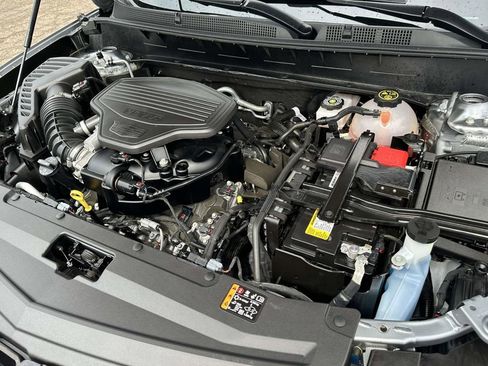 Used 2023 Cadillac XT6 Premium Luxury w/ LPO, Floor Liner Package image 10