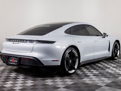 Used 2021 Porsche Taycan 4S w/ Premium Package image 7