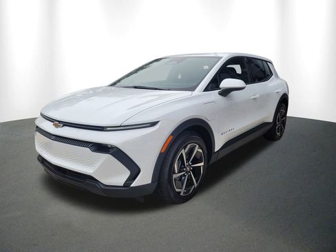 New 2026 Chevrolet Equinox EV LT image 2