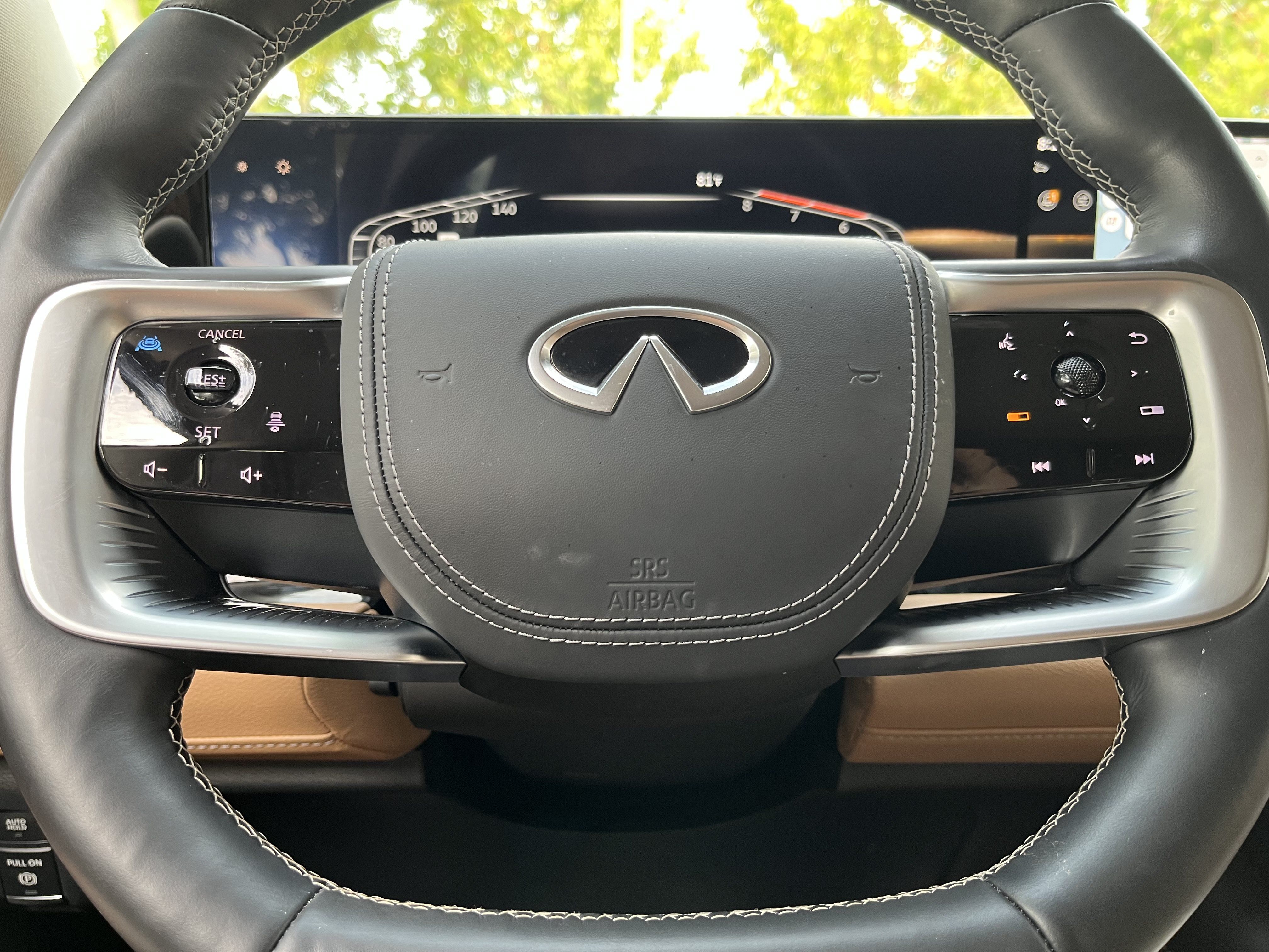 Used 2025 INFINITI QX80 Sensory AWD/4WD image 25