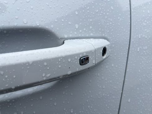 Certified 2025 Chevrolet Silverado 2500 LT w/ Convenience Package image 13