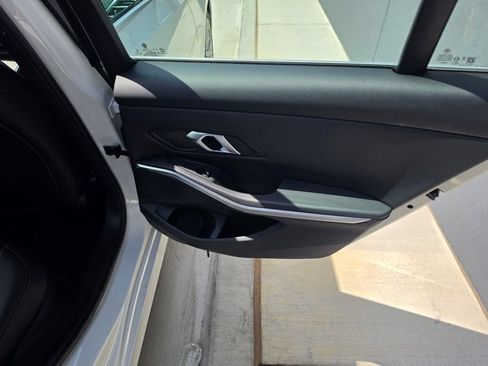Used 2025 BMW 330i Sedan RWD image 15