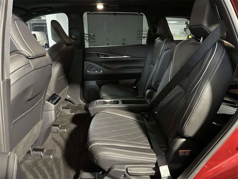 Used 2025 INFINITI QX60 Autograph w/ Cargo Package image 13