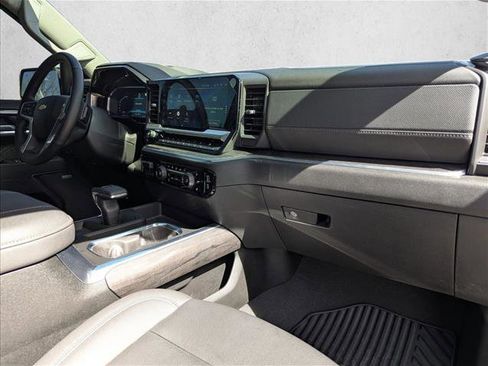 Used 2025 Chevrolet Silverado 1500 LTZ w/ Technology Package image 22