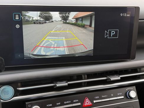 Used 2026 Hyundai Tucson SE FWD image 25