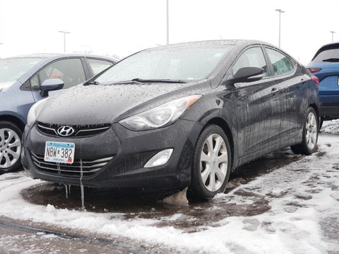 Used 2013 Hyundai Elantra Limited image 3