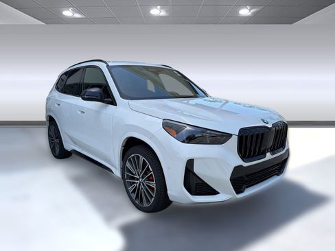 New 2026 BMW X1 xDrive28i w/ Technology Package AWD/4WD image 7