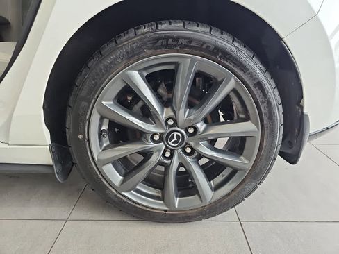 Used 2019 MAZDA MAZDA3 AWD Hatchback w/ Preferred Pkg image 23