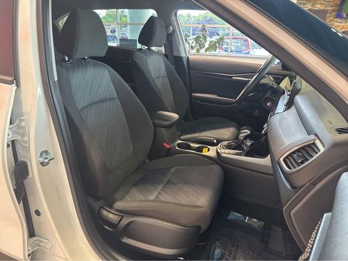 Used 2026 Kia Seltos LX AWD/4WD image 32