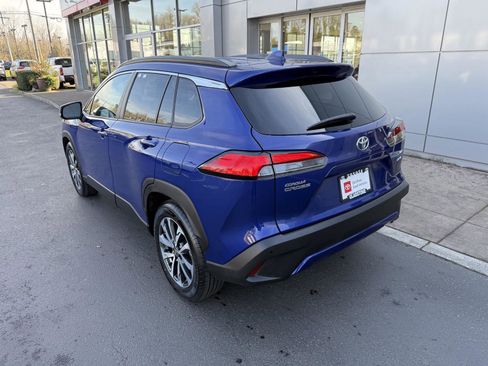 Certified 2023 Toyota Corolla Cross XLE w/ Convenience Package image 3