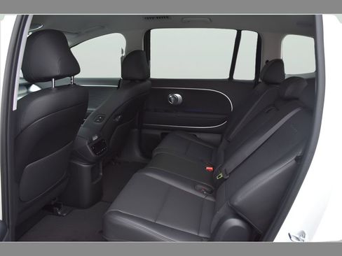 New 2026 Hyundai Ioniq 9 SEL AWD/4WD image 11