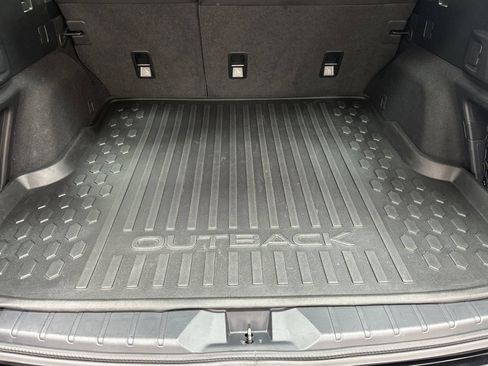 Used 2025 Subaru Outback AWD/4WD image 19