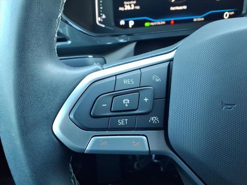 Used 2022 Volkswagen Taos SEL image 20