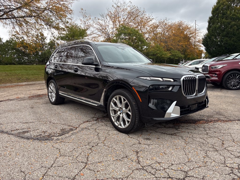 Used 2023 BMW X7 xDrive40i AWD/4WD image 7