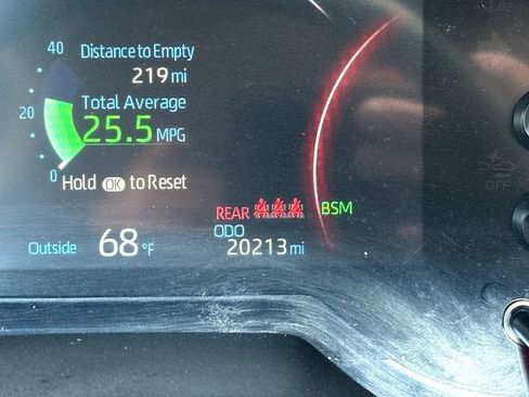 Used 2025 Toyota RAV4 XLE image 25