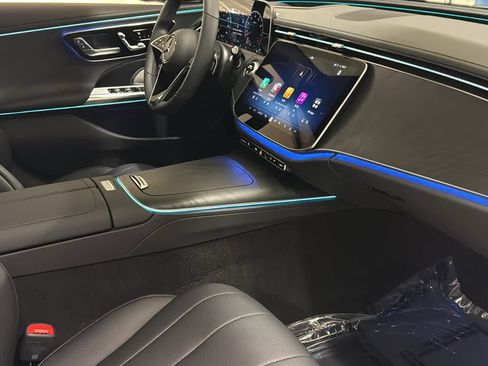 New 2026 Mercedes-Benz E 350 4MATIC Sedan image 35