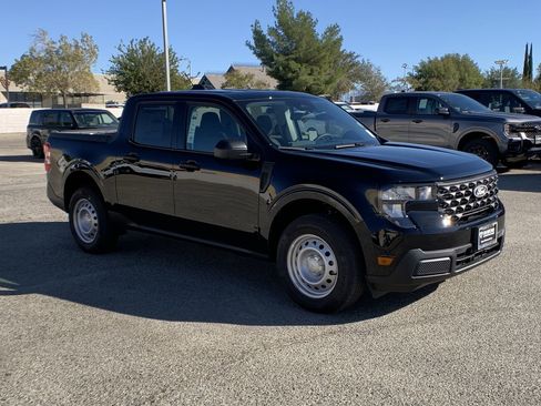 New 2025 Ford Maverick XL image 2