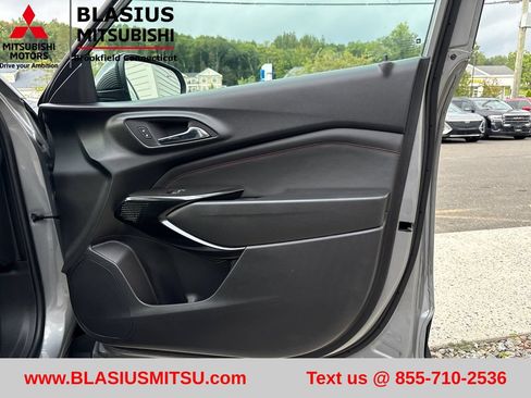 Used 2024 Chevrolet Trax RS w/ Driver Confidence Package FWD image 50
