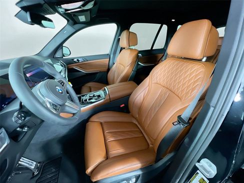 New 2026 BMW X5 xDrive40i w/ M Sport Package image 22