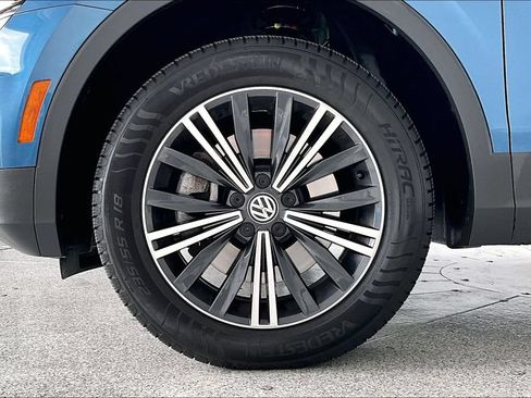 Used 2020 Volkswagen Tiguan SEL Premium R-Line AWD/4WD image 10