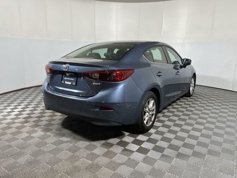 Used 2016 MAZDA MAZDA3 i Touring FWD image 8