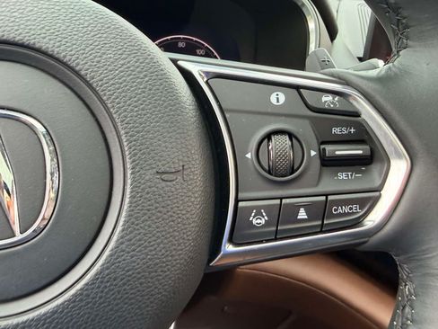 Used 2024 Acura MDX SH-AWD w/ Technology Package image 28
