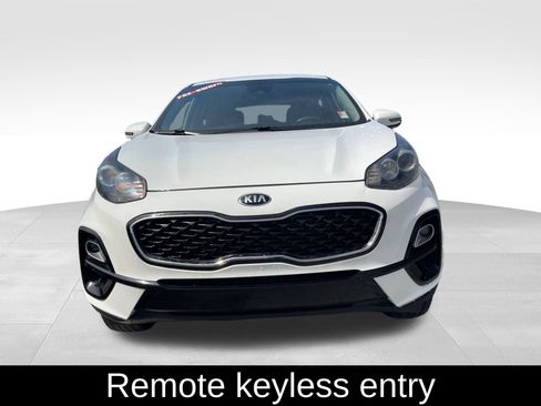 Used 2020 Kia Sportage LX w/ LX Popular Package image 2