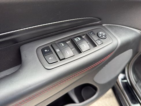 Used 2024 Dodge Durango GT image 10