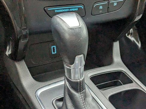 Used 2017 Ford Escape SE w/ Equipment Group 201A image 12