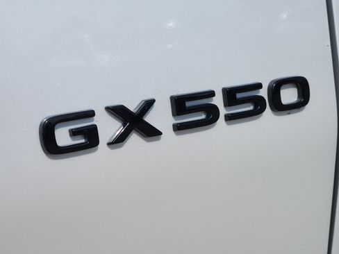 Certified 2025 Lexus GX 550 image 14