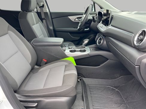 Used 2024 Chevrolet Blazer LT w/ Convenience Package image 36