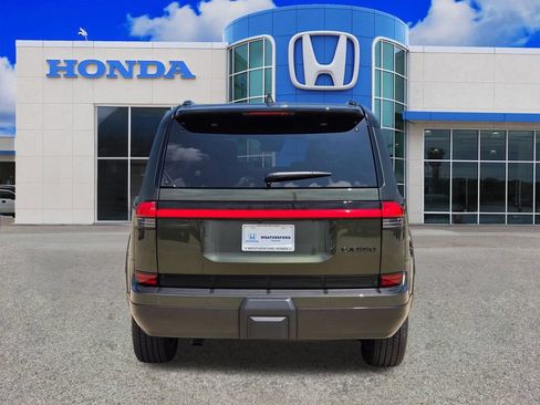 Used 2025 Lexus GX 550 w/ Accessory Package (2T) AWD/4WD image 4