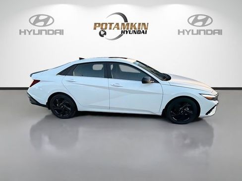 New 2026 Hyundai Elantra SEL Sport image 4