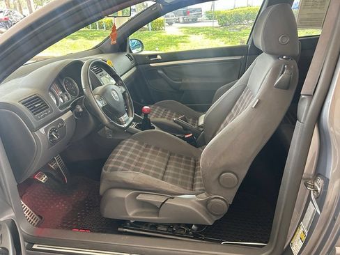 Used 2009 Volkswagen GTI 2-Door FWD image 5