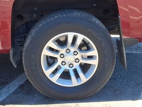 Used 2017 Chevrolet Silverado 1500 LT w/ All Star Edition AWD/4WD image 27