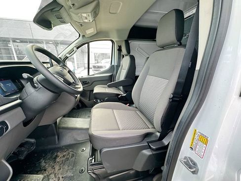 New 2026 Ford Transit 150 Low Roof RWD image 24
