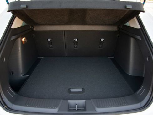 New 2026 Chevrolet Trax LT w/ Sunroof Package FWD image 20